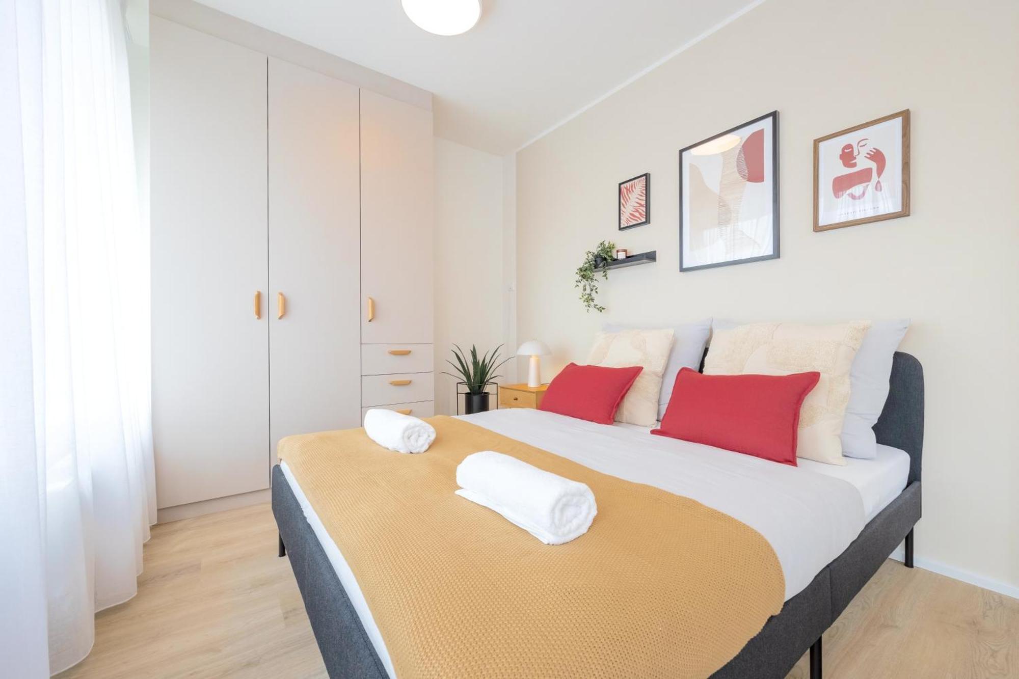 Bright 2Br - 5Th Floor, Balcony, Free Parking By Gravity Prague 아파트 외부 사진