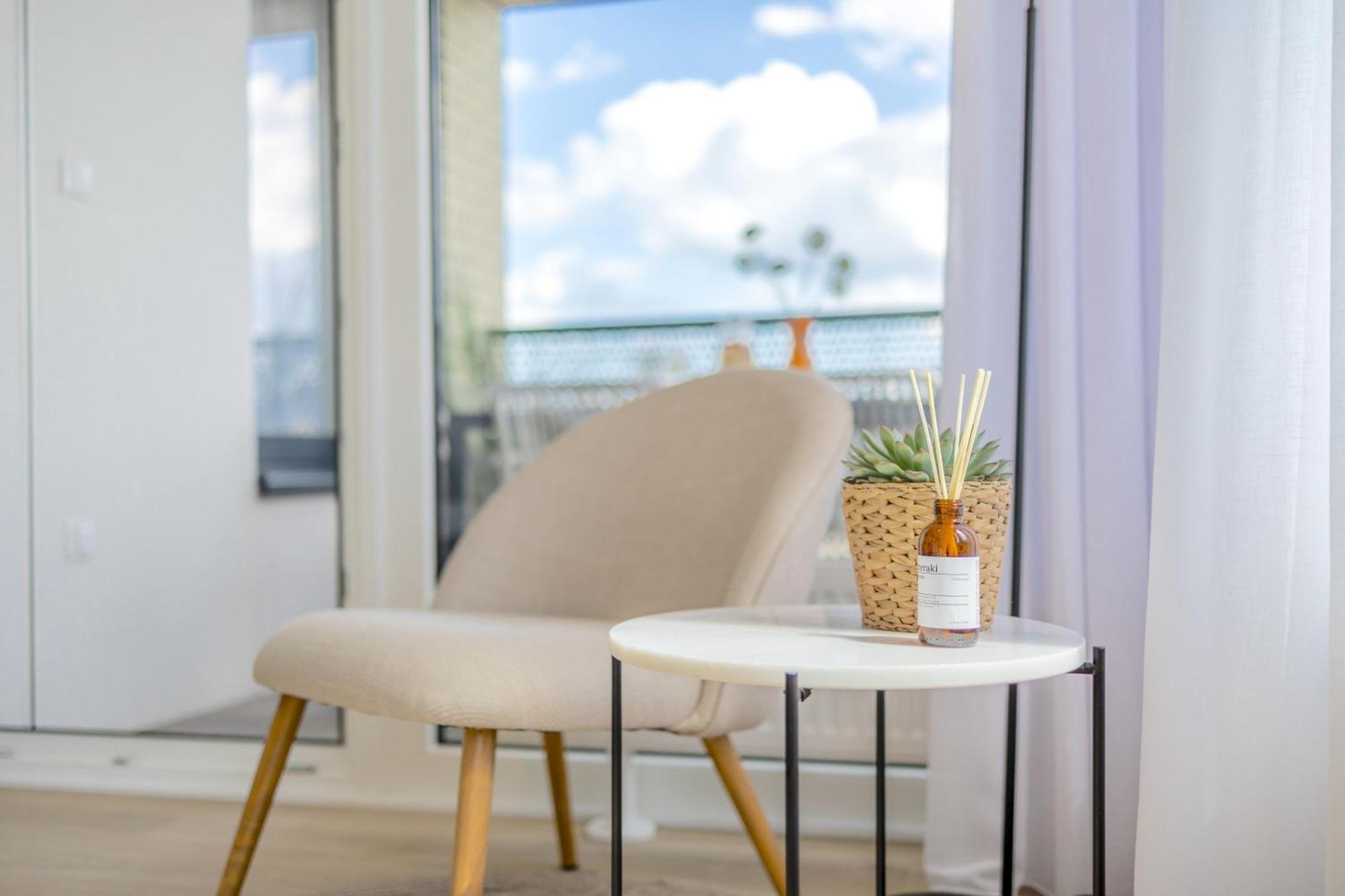 Bright 2Br - 5Th Floor, Balcony, Free Parking By Gravity Prague 아파트 외부 사진